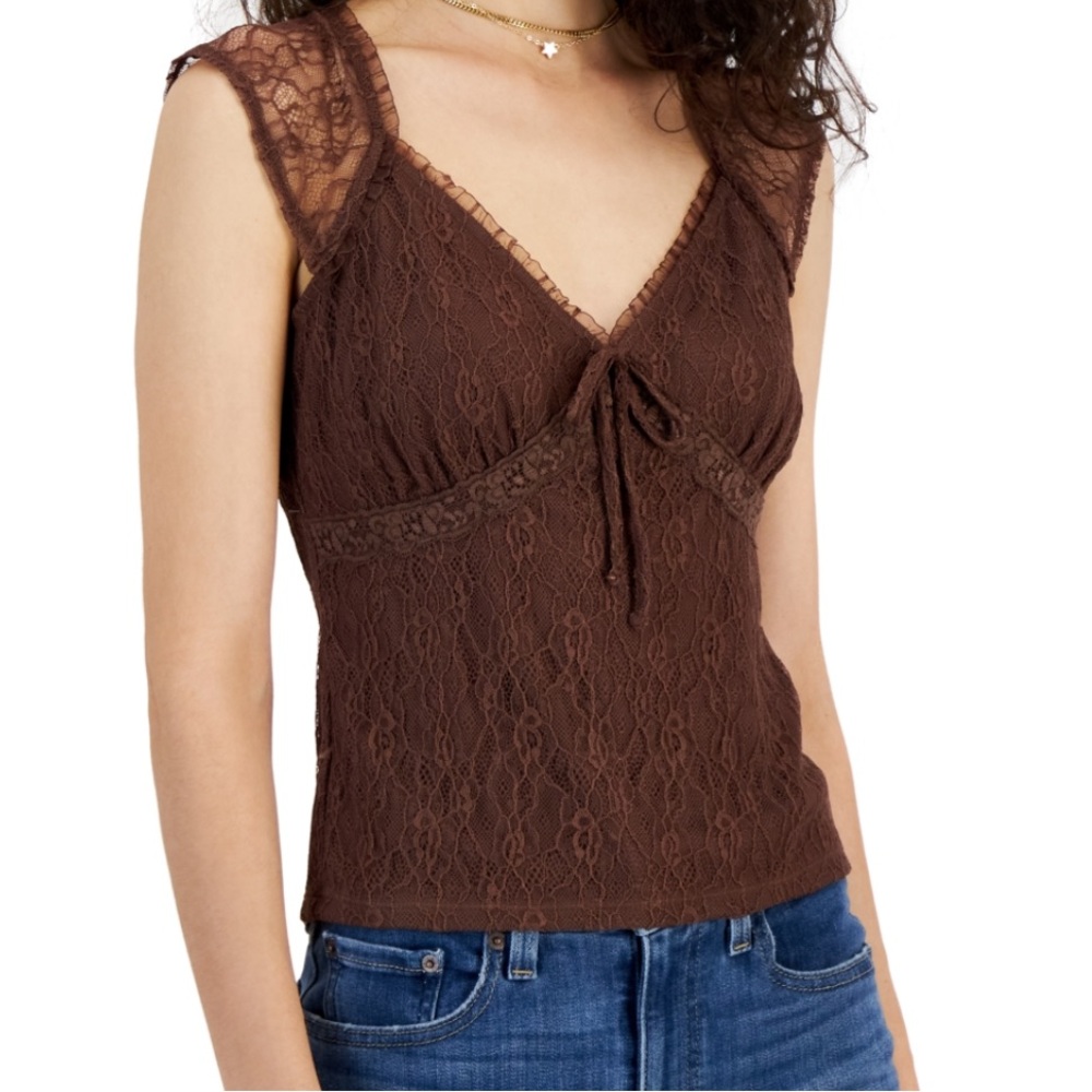 Crave Fame Sweetheart-Neck Lace-Trim Cap-Sleeve Top